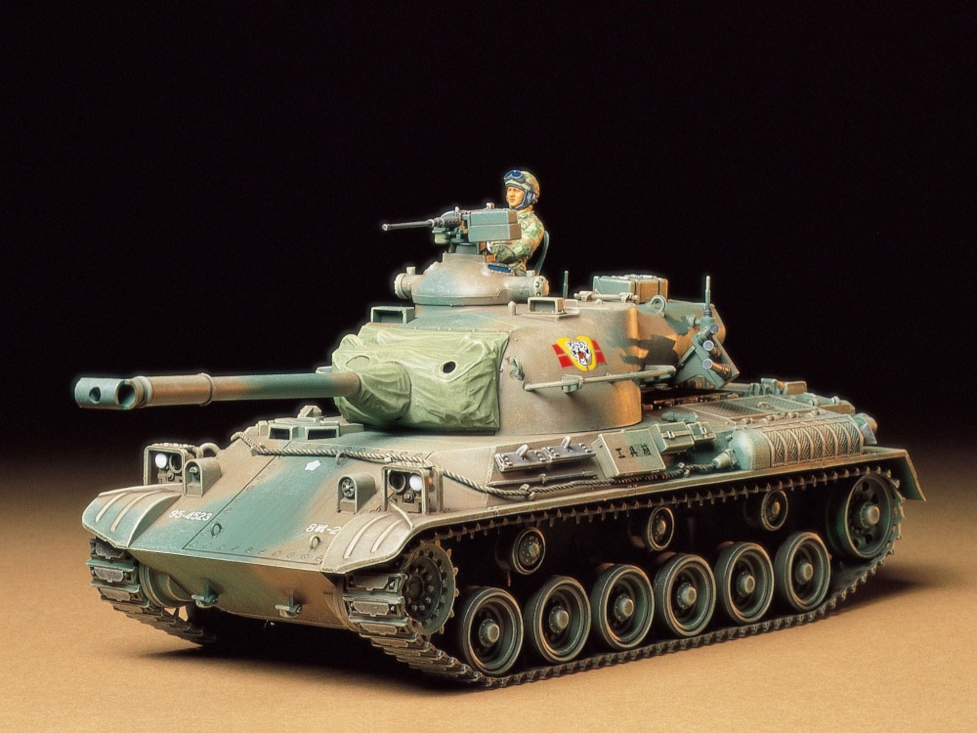 Tamiya_JGSDF_Panzer_Type_61_CT-300035163_1.jpeg
