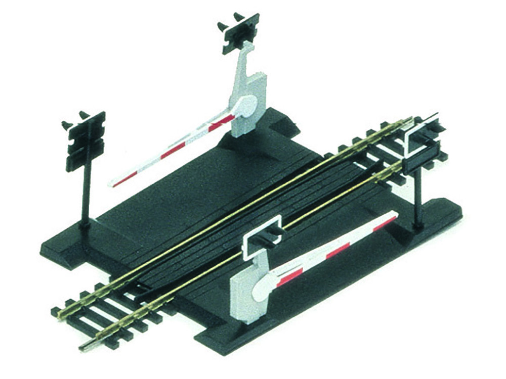 track-straight-level-crossing-single-track-Hornby-R645_b_0.jpg